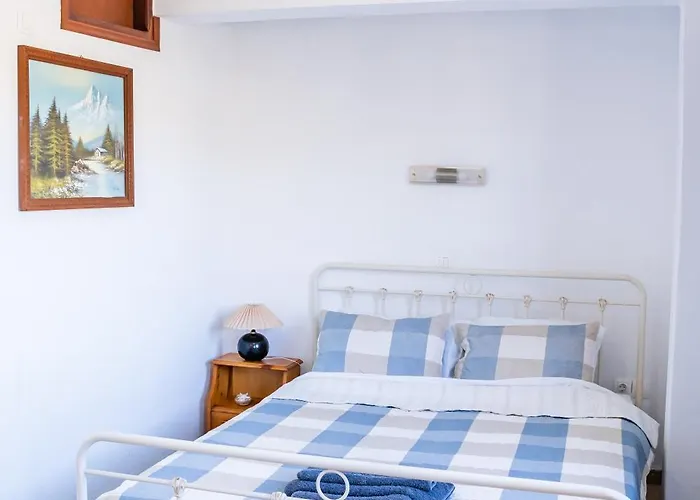 Sofia Mike * Olympos (Karpathos)